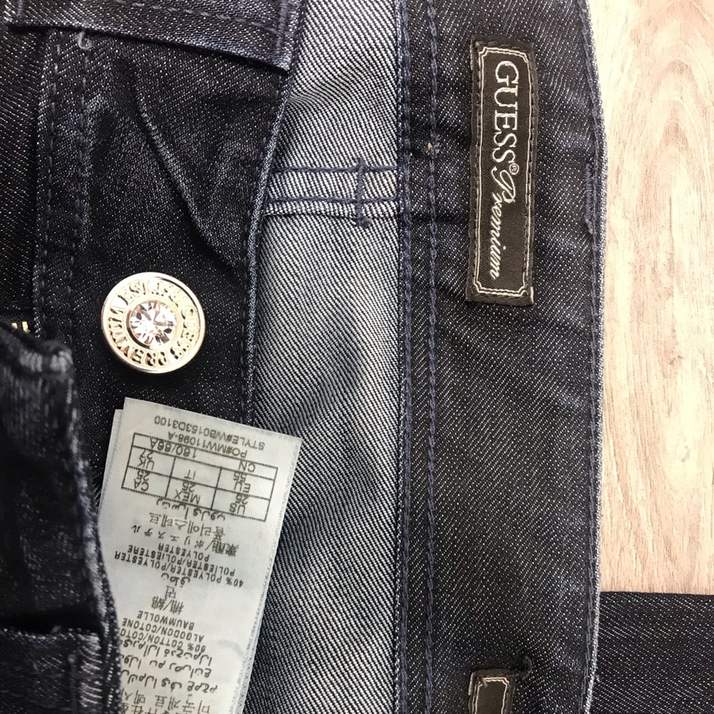 Guess - Picture 2 of 5